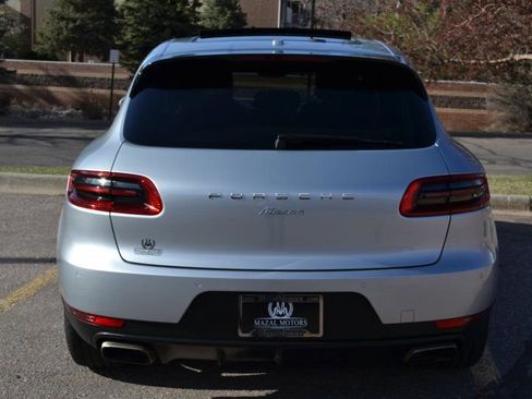 Used 2017 Porsche Macan image 12