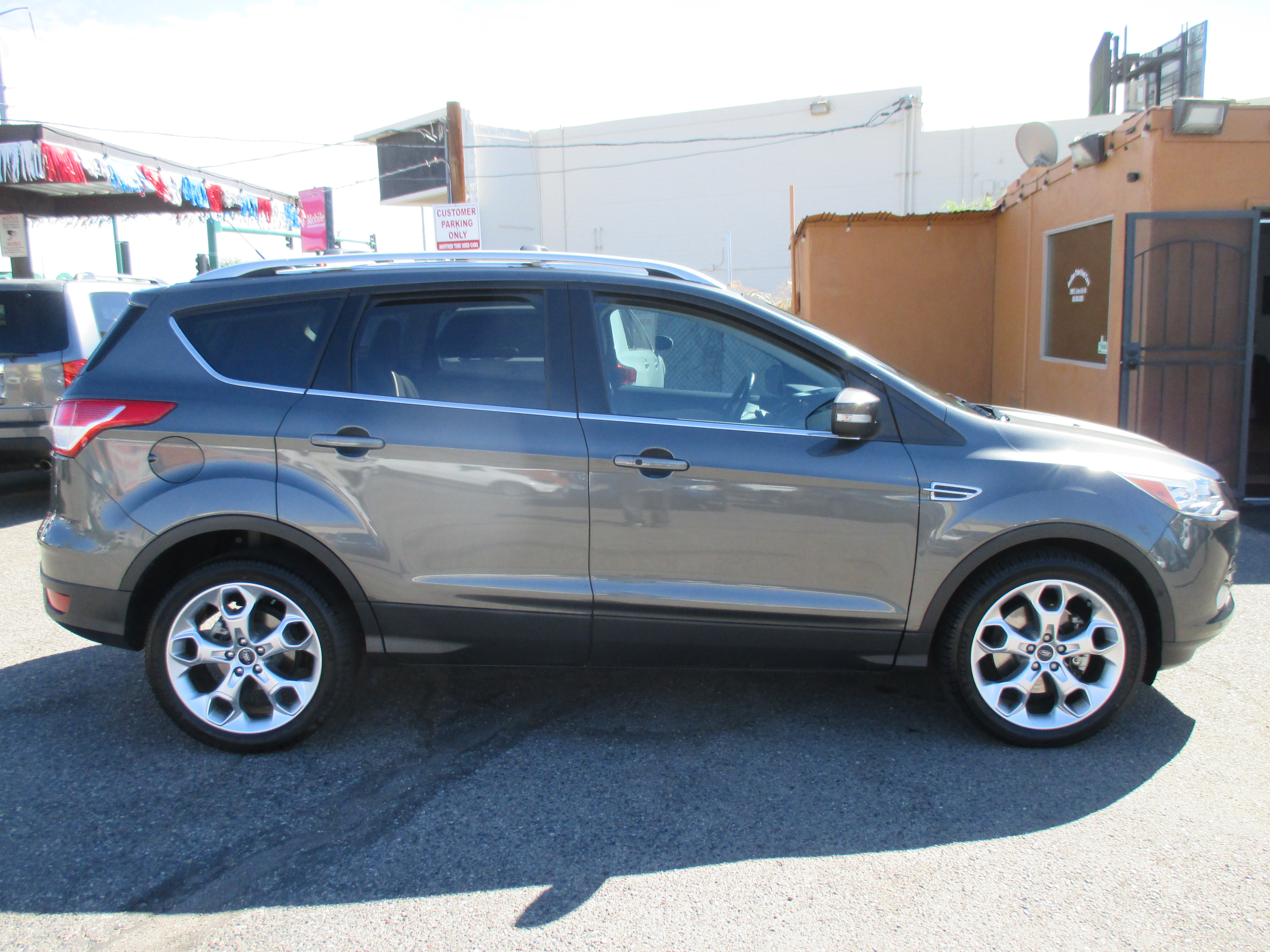 Used 2016 Ford Escape Titanium Sport Utility 4D FWD image 1