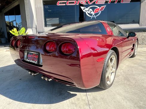 Used 2003 Chevrolet Corvette image 14