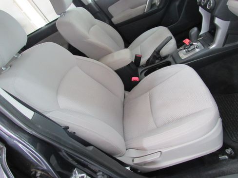 Used 2015 Subaru Forester 2.5i Premium image 18