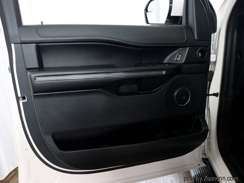 Used 2019 Ford Expedition Max XLT w/ Equipment Group 201A image 25