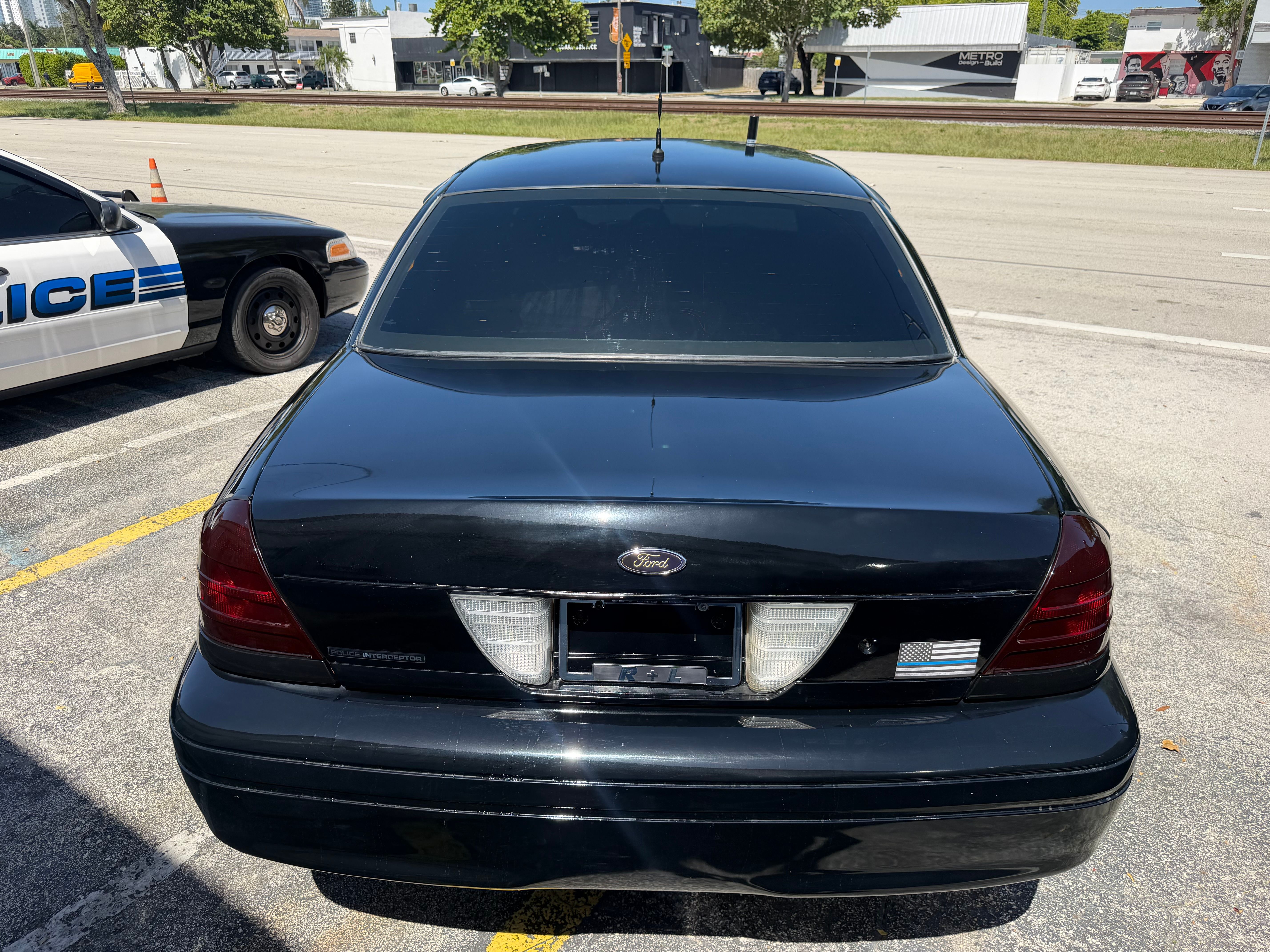 Used 2007 Ford Crown Victoria Police Interceptor RWD image 7