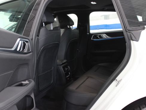 Used 2024 BMW i4 eDrive40 image 41