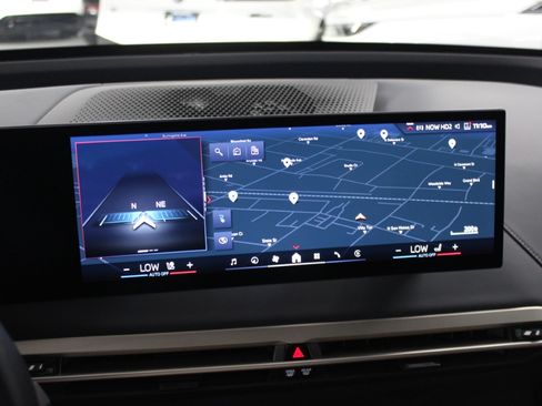 Used 2024 BMW iX M60 image 23