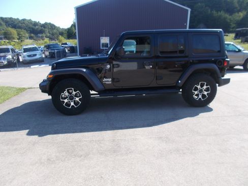 Used 2020 Jeep Wrangler 4WD Unlimited Sport image 1
