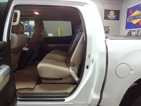 Used 2007 Toyota Tundra 2WD CrewMax SR5 image 15
