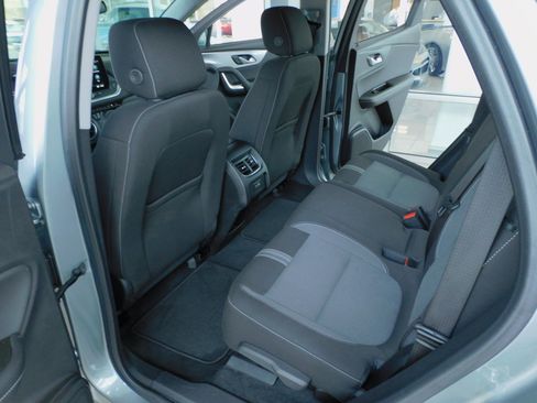 Used 2024 Chevrolet Blazer LT image 13