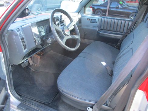 Used 1993 Chevrolet S10 Pickup LS image 17