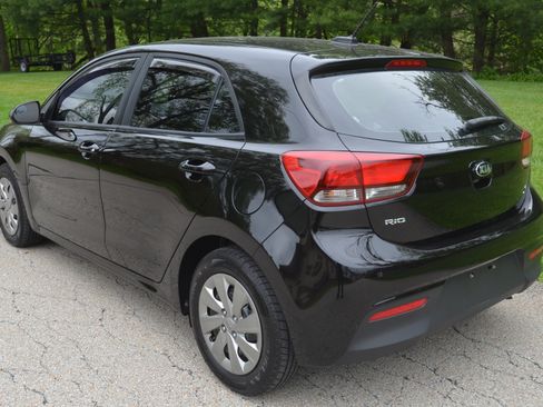 Used 2020 Kia Rio S Hatchback FWD image 3