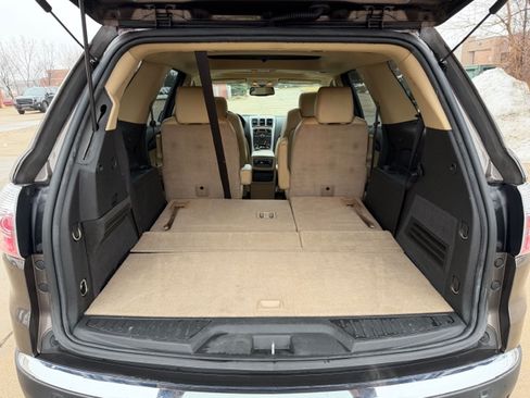 Used 2011 GMC Acadia SLT image 14