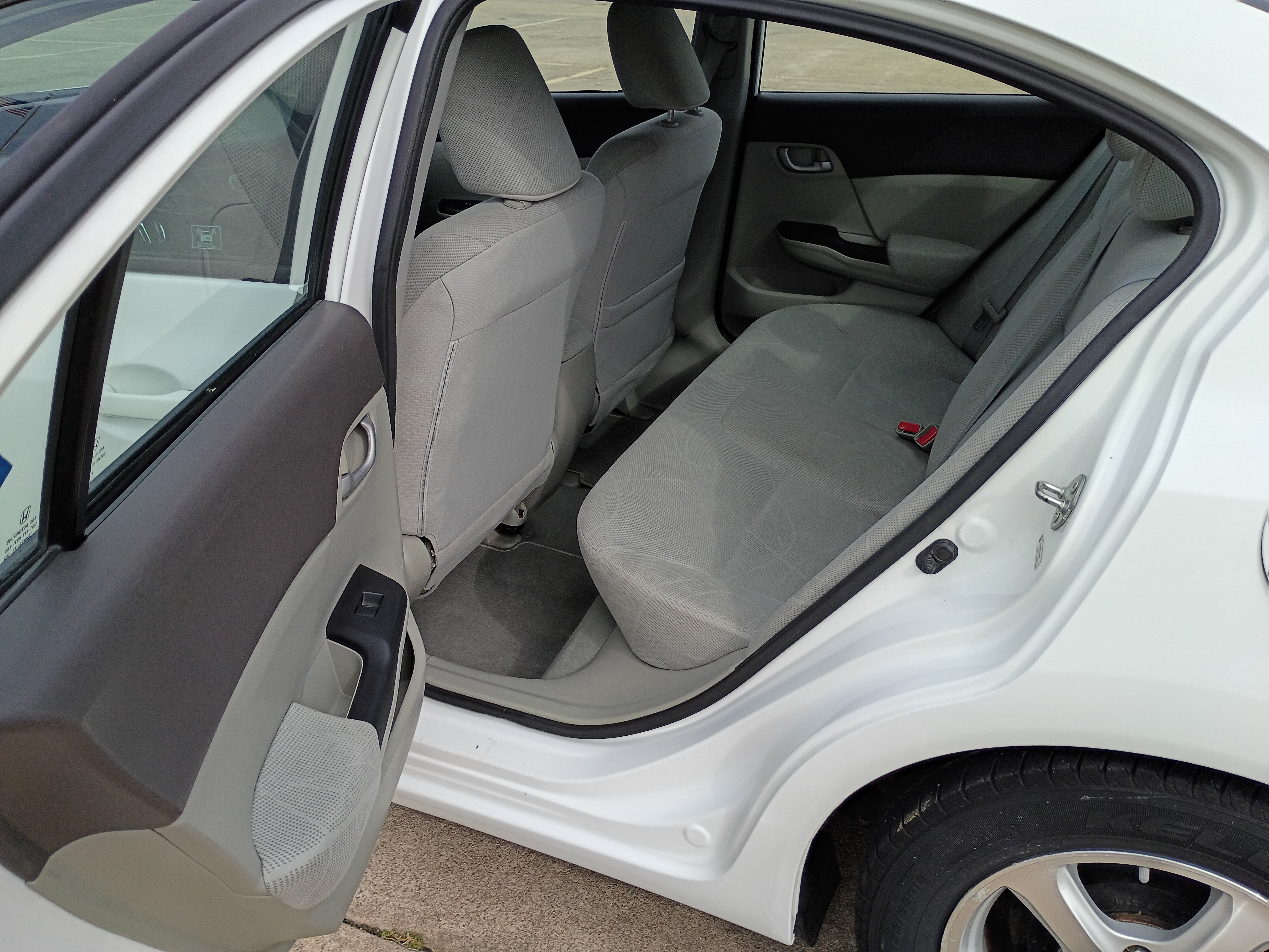 Used 2012 Honda Civic Natural Gas Sedan image 15