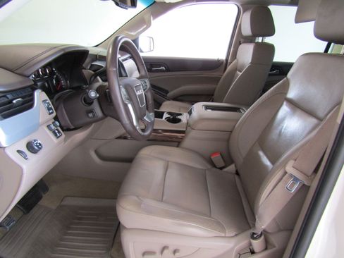 Used 2015 GMC Yukon SLT image 9