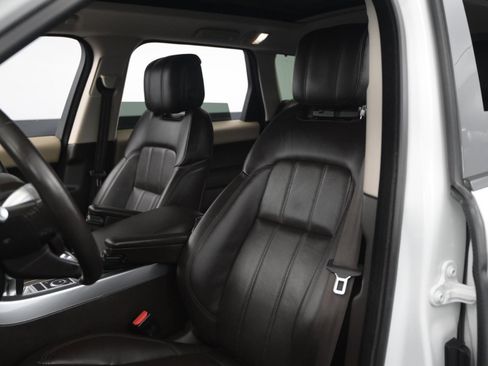 Used 2020 Land Rover Range Rover Sport HSE image 37