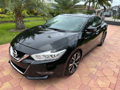 Used 2017 Nissan Maxima SL FWD image 1