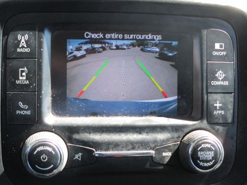 Used 2017 Jeep Renegade 4WD Latitude image 5
