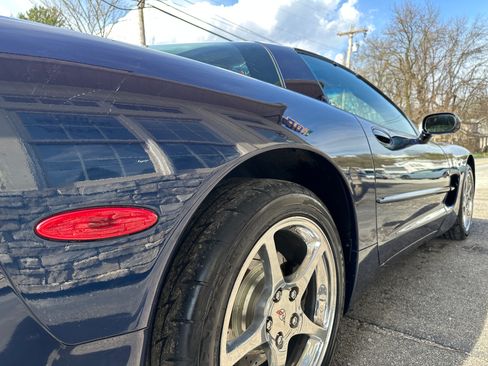 Used 2000 Chevrolet Corvette image 6