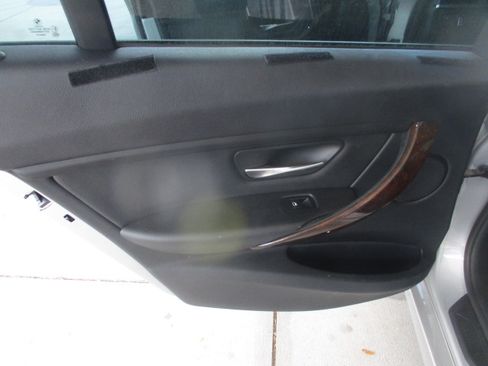 Used 2015 BMW 328i image 14