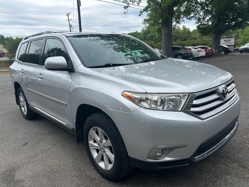 Used 2011 Toyota Highlander 4WD image 7