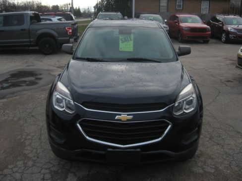 Used 2016 Chevrolet Equinox LS image 2