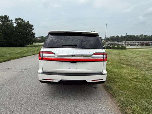 Used 2019 Lincoln Navigator L 4WD Select image 6