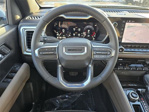 New 2026 GMC Canyon Denali image 25