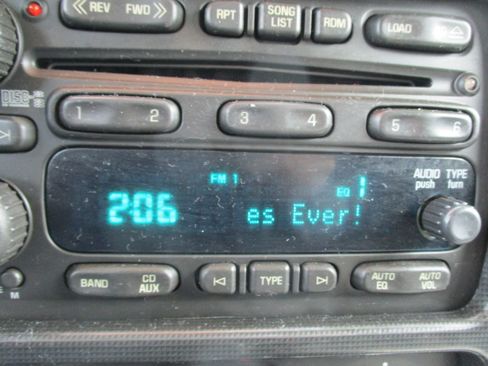 Used 2007 GMC Envoy SLE image 40