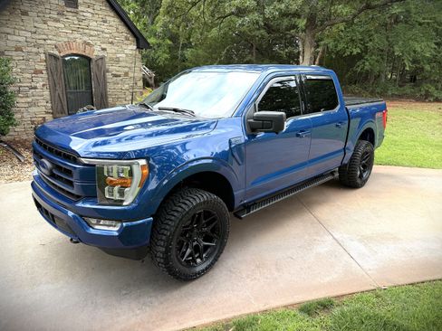 Used 2023 Ford F150 4x4 SuperCrew XLT w/ FX4 Pkg image 1
