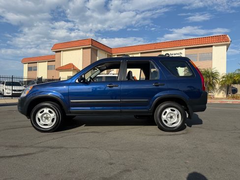 Used 2002 Honda CR-V 2WD LX image 4