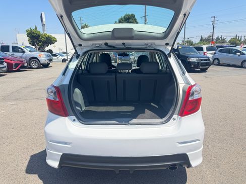 Used 2010 Toyota Matrix S AWD image 22