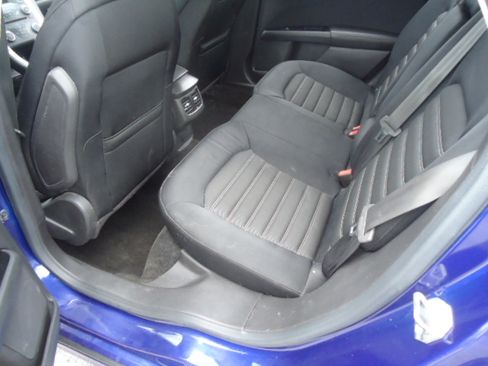 Used 2015 Ford Fusion SE FWD image 13