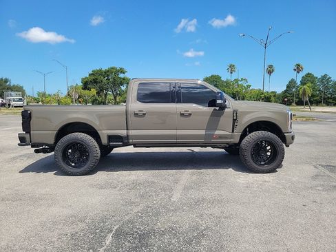 Used 2026 Ford F250 Lariat AWD/4WD image 5