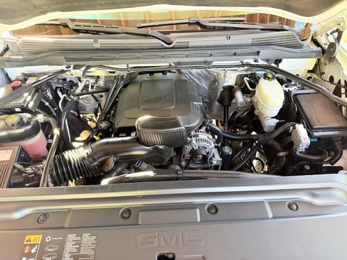 Used 2018 GMC Sierra 2500 SLE image 20