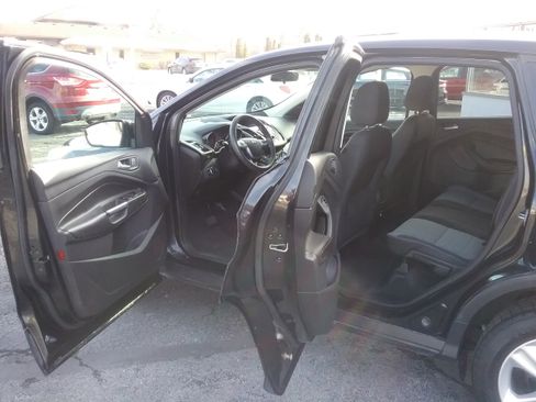 Used 2014 Ford Escape SE image 18