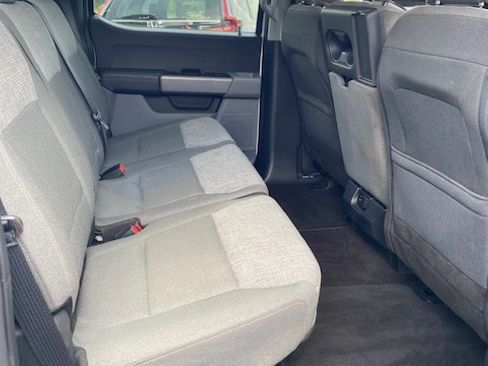 Used 2022 Ford F150 XLT image 16