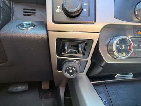 Used 2022 Ford F250 Super Duty Platinum image 24