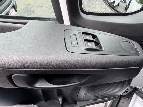 Used 2024 RAM ProMaster 2500 image 13