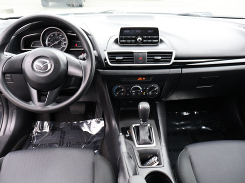 Used 2015 MAZDA MAZDA3 i SV image 15