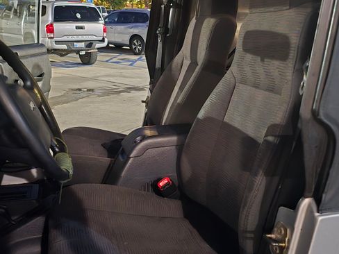 Used 2005 Jeep Wrangler Sport image 21