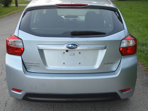 Used 2013 Subaru Impreza 2.0i Premium Hatchback AWD/4WD image 4