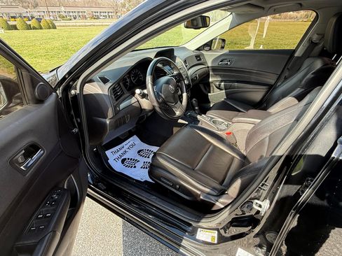 Used 2016 Acura ILX image 9