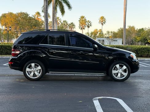 Used 2010 Mercedes-Benz ML 350 image 6