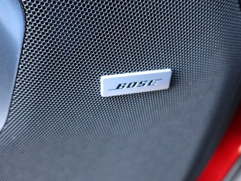 Used 2021 Chevrolet Suburban Premier image 23