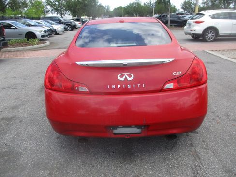 Used 2008 INFINITI G37 image 4