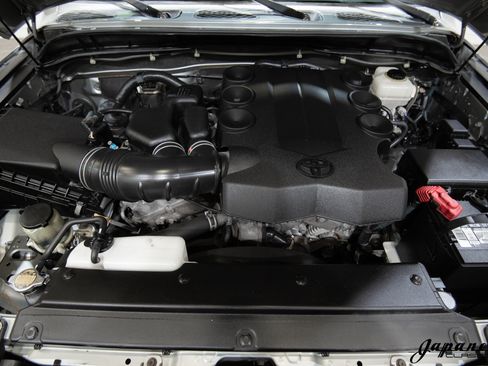 Used 2010 Toyota FJ Cruiser 4WD image 23