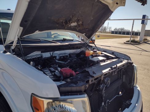 Used 2012 Ford F150 Lariat image 32