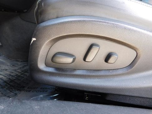 Used 2015 Buick LaCrosse Leather image 12