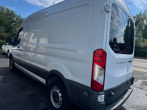 Used 2017 Ford Transit 250 148 Medium Roof RWD image 3