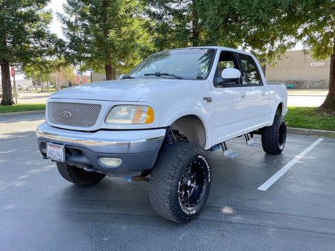 Used 2001 Ford F150 Lariat image 4