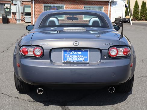 Used 2008 MAZDA MX-5 Miata Touring image 10