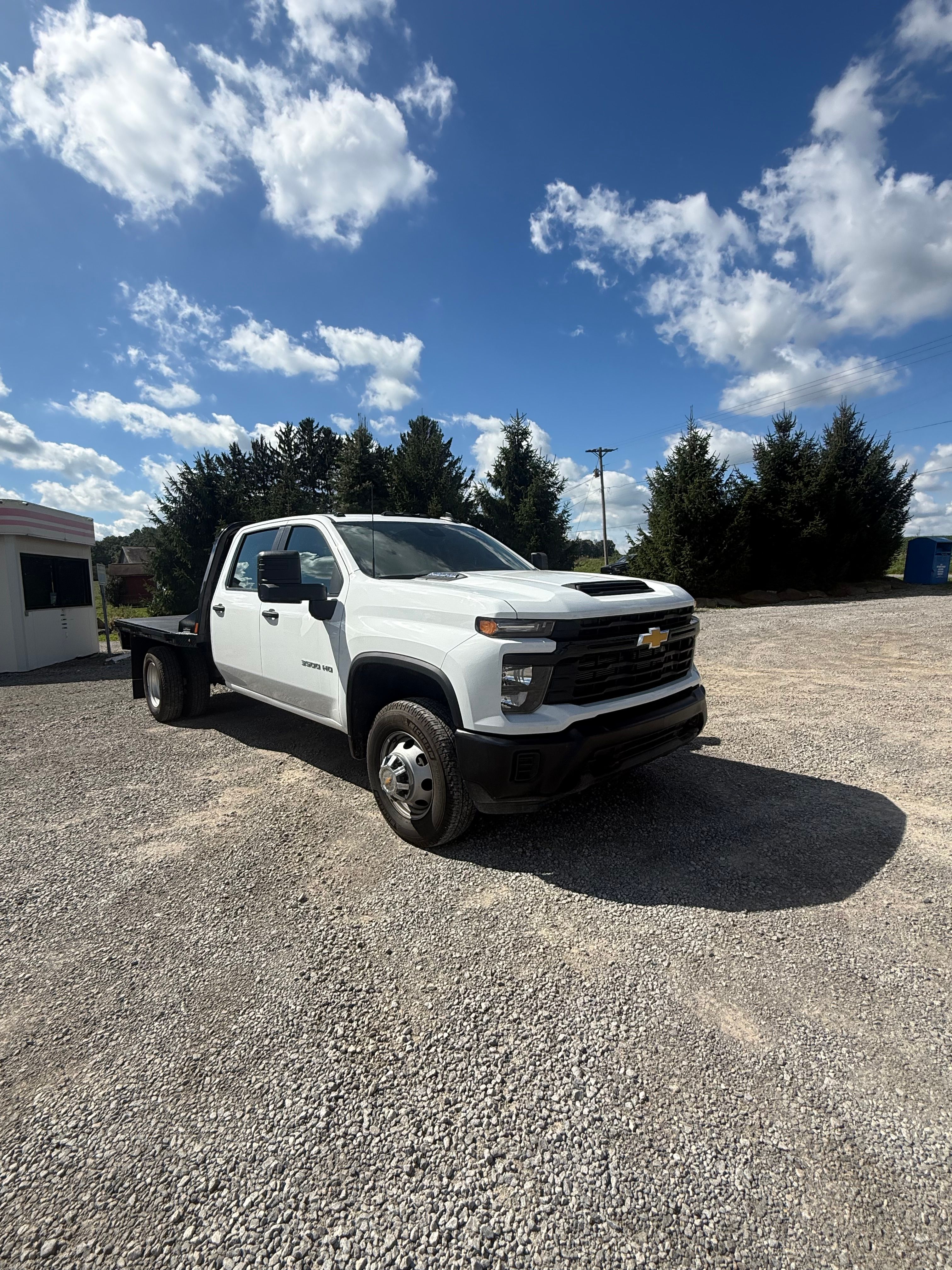 Used 2025 Chevrolet Silverado 3500 4x4 Crew Cab W/T image 4
